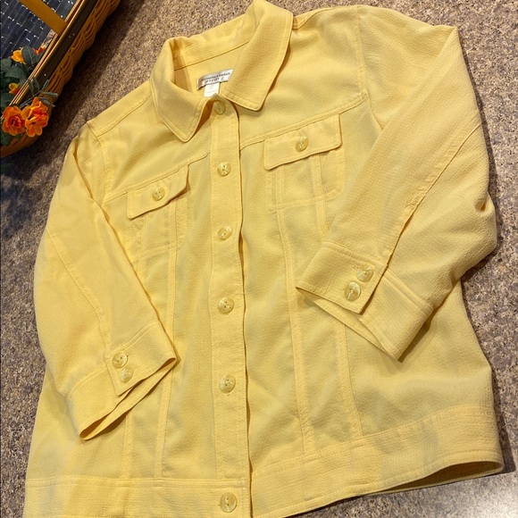 Christopher & Banks Tops - Christopher Banks Petite Large Yellow Button Top or Maybe a Lighweight Jacket